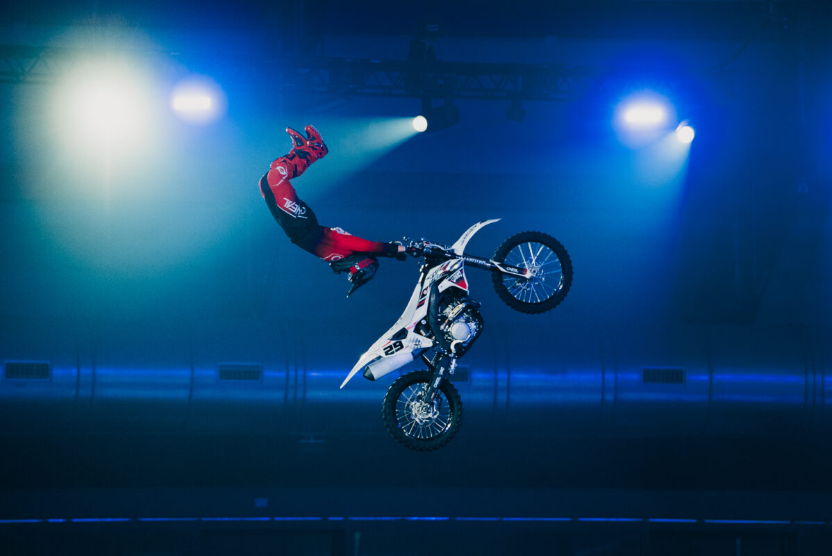 Vera Timchenko backflip
